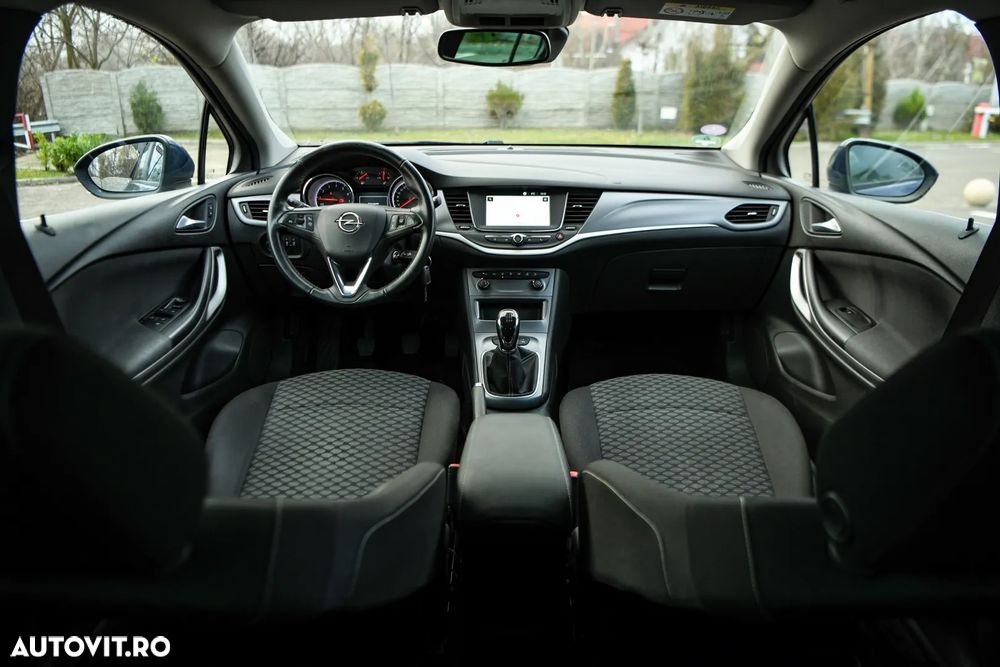 Opel Astra Sports Tourer 1.2 Turbo Elegance - 7