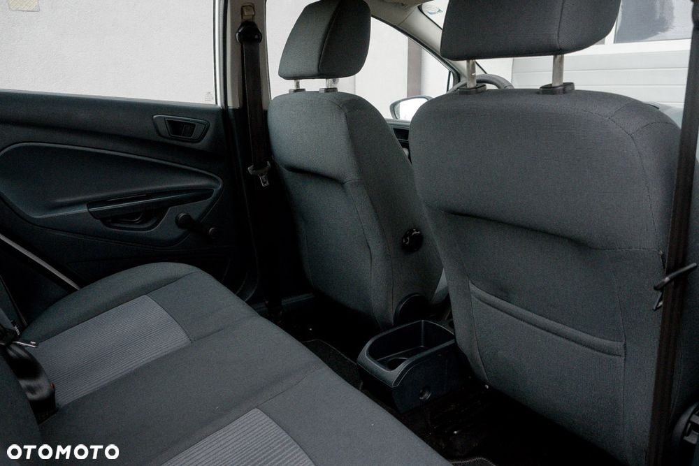 Ford Fiesta 1.4 Trend - 35