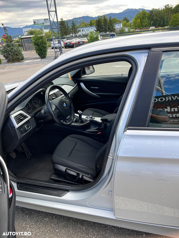 BMW Seria 3 318d - 6