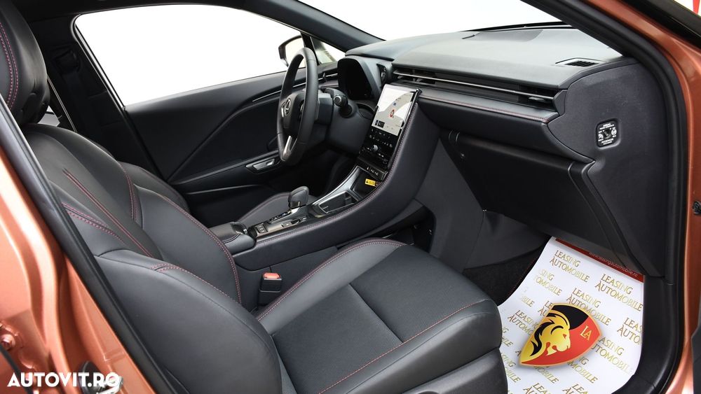 Lexus LBX 1.5 HEV 4x2 CVT Emotion - 10
