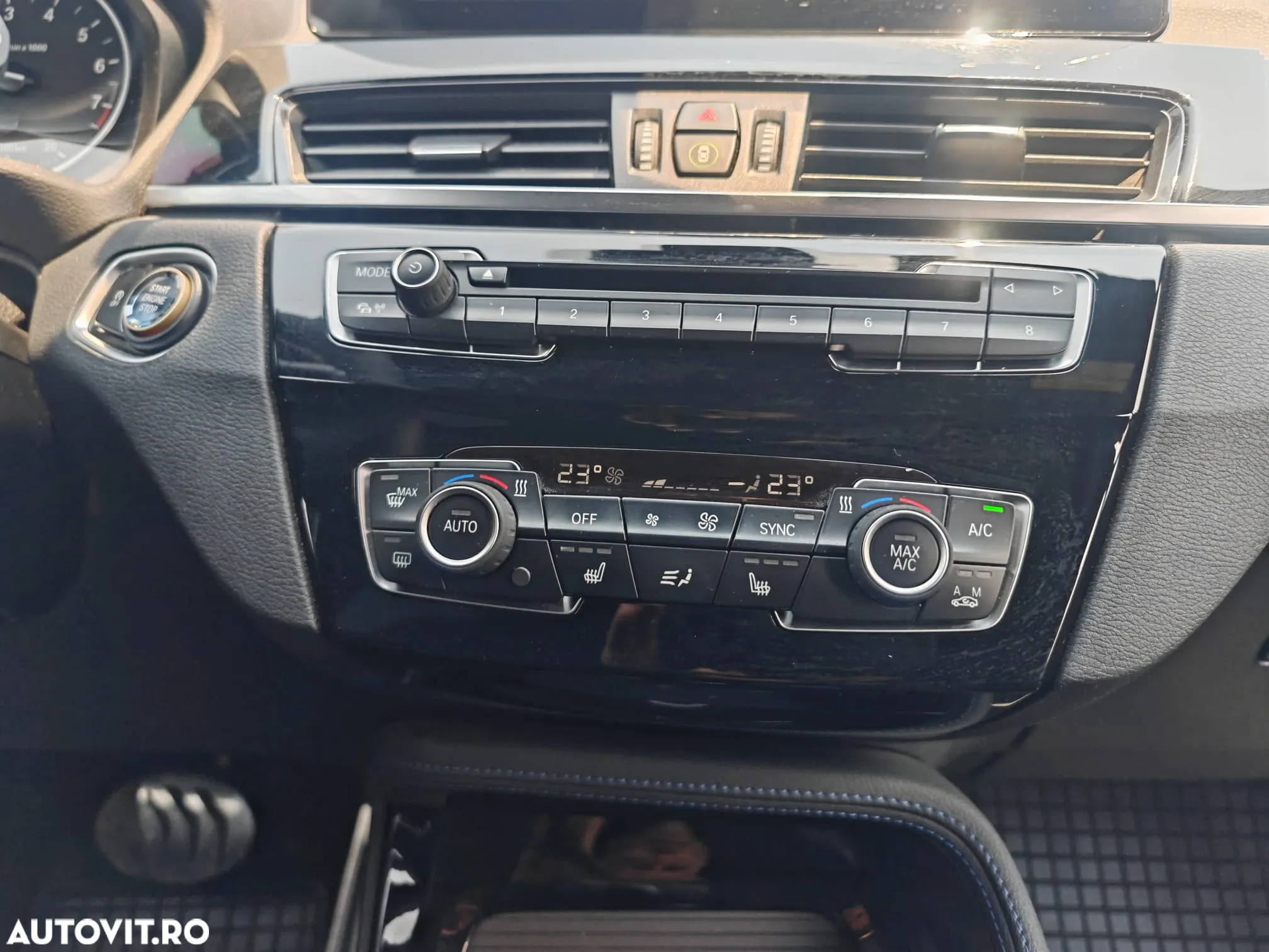 BMW X1 xDrive20i AT M Sport - 20