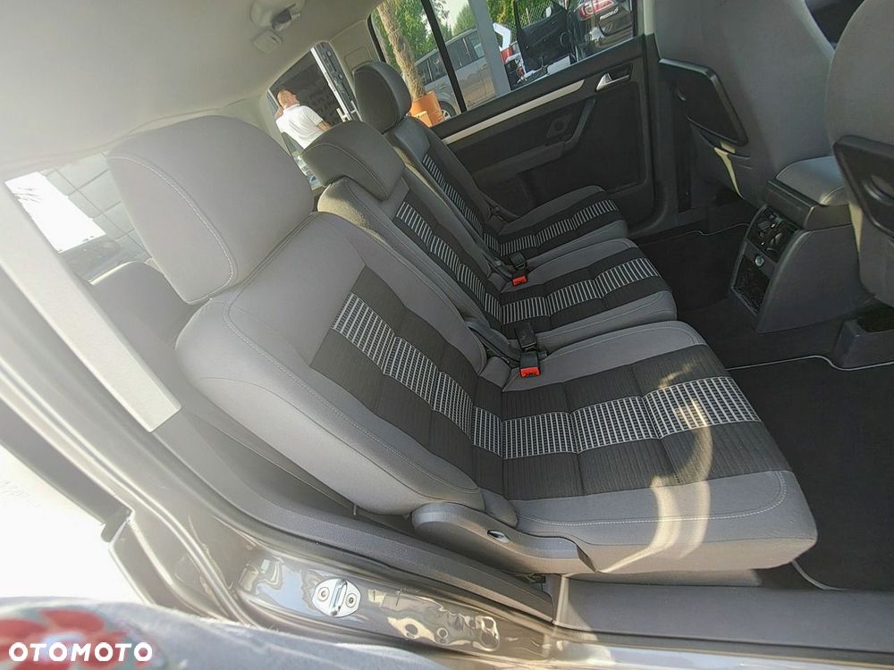 Volkswagen Touran 1.6 United - 38