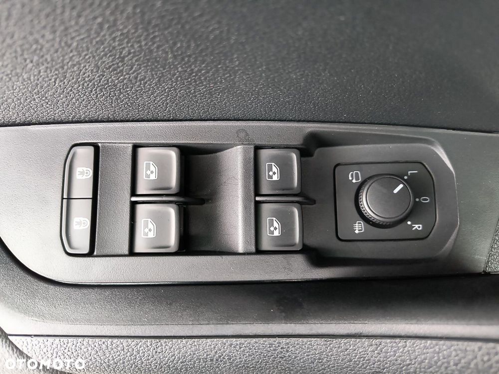 Skoda Karoq 2.0 TDI SCR 4x4 Sportline DSG - 21