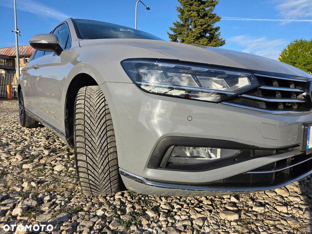 Volkswagen Passat 2.0 TDI EVO Business DSG - 24