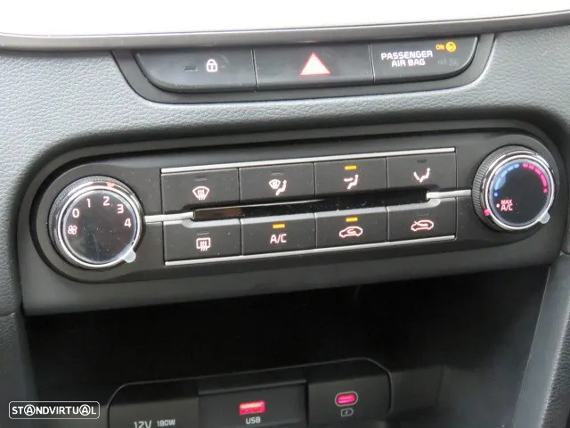 Kia XCeed 1.0 T-GDI Drive - 16