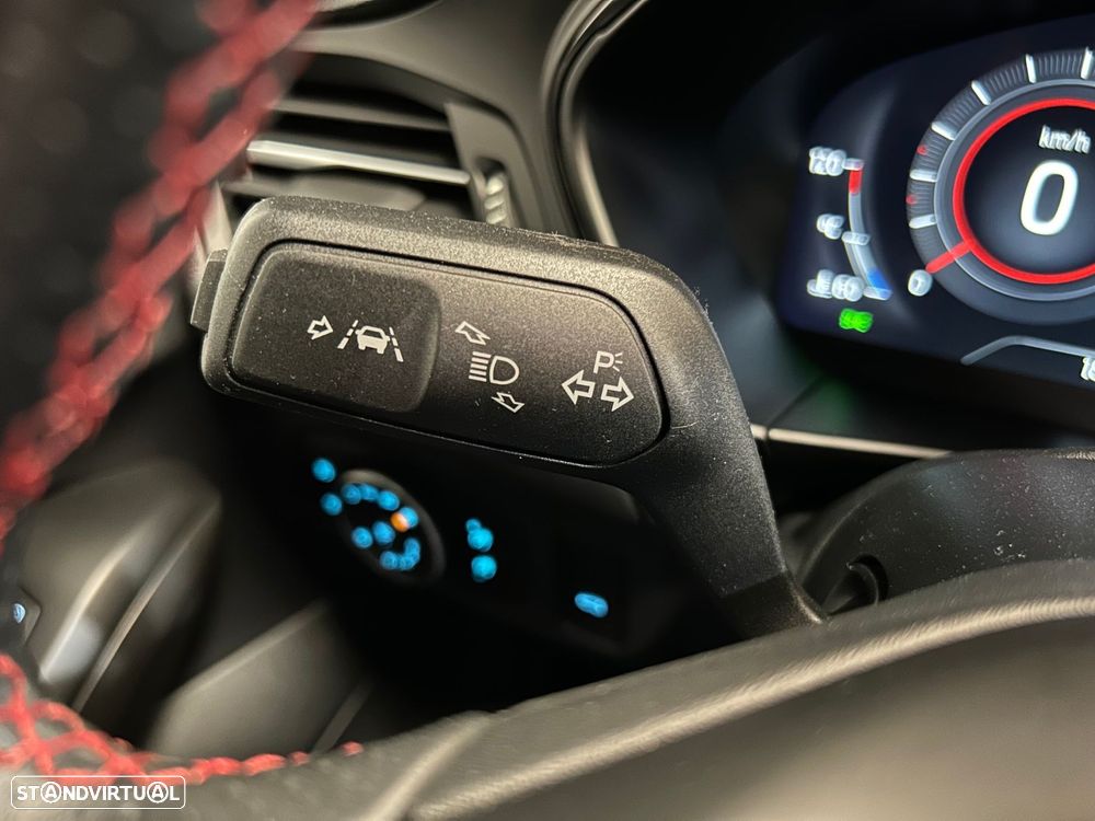 Ford Focus SW 1.0 EcoBoost MHEV ST-Line X - 41