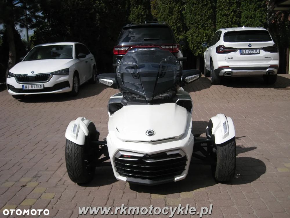 Can-Am Spyder - 8