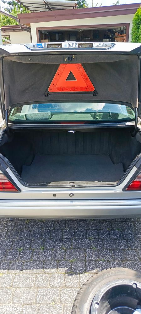 Mercedes-Benz Klasa E - 7
