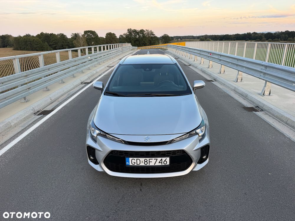 Suzuki Swace 1.8 Hybrid Premium Plus CVT - 14
