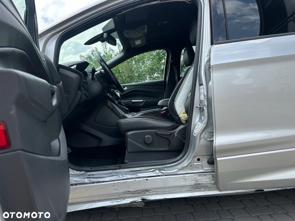 Ford Kuga 2.0 TDCi 4x4 ST-Line - 16