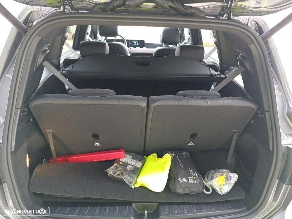 Mercedes-Benz GLB 200 d AMG Line - 10