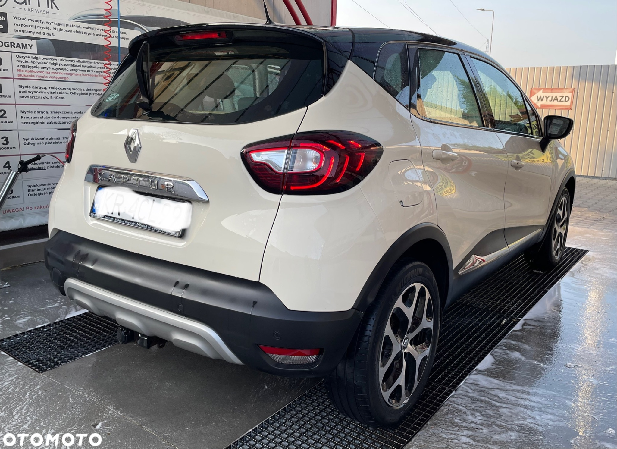 Renault Captur 0.9 Energy TCe Intens EU6 - 4