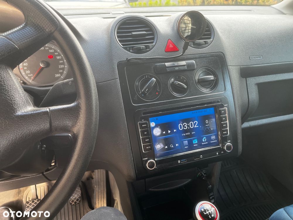 Volkswagen Caddy - 6