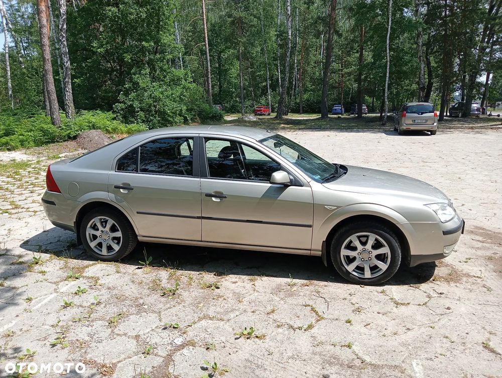 Ford Mondeo 1.8 X - 6