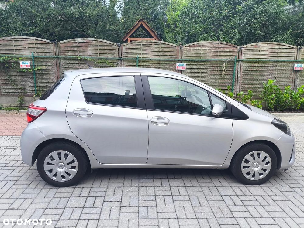 Toyota Yaris 1.5 Active - 3