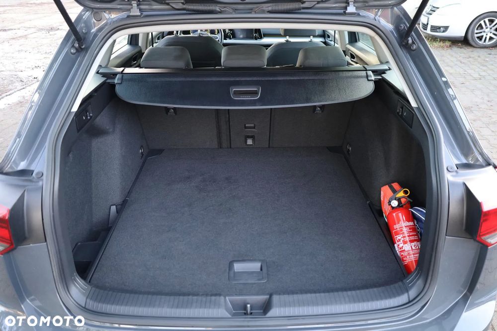 Volkswagen Golf Variant ver-viii-2-0-tdi-life - 36