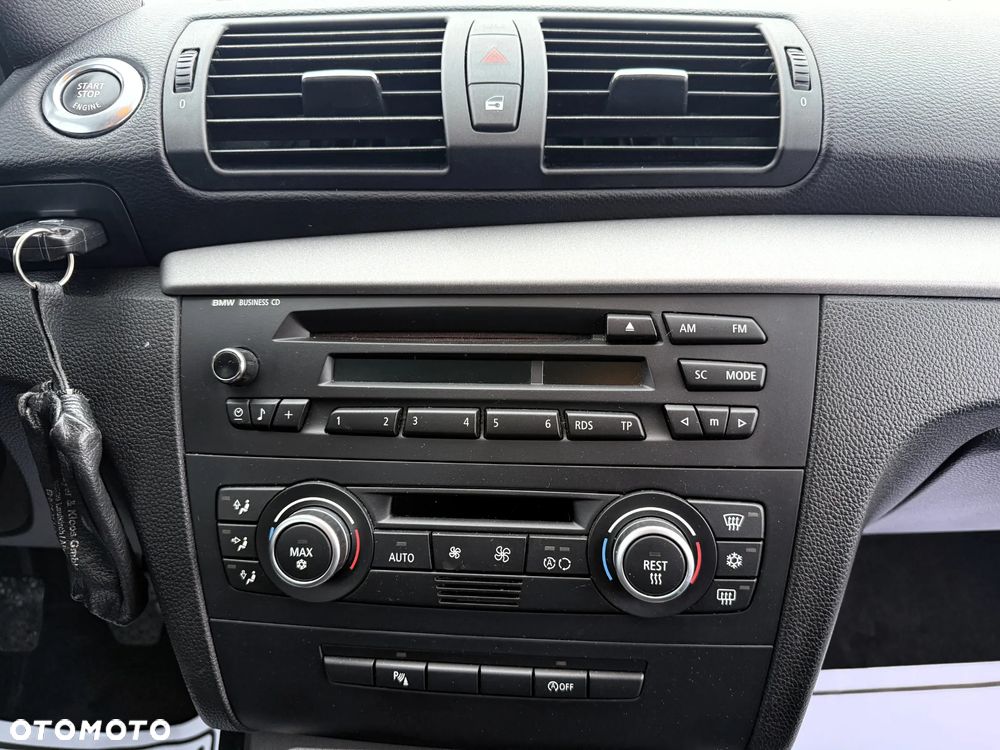 BMW Seria 1 118i - 21