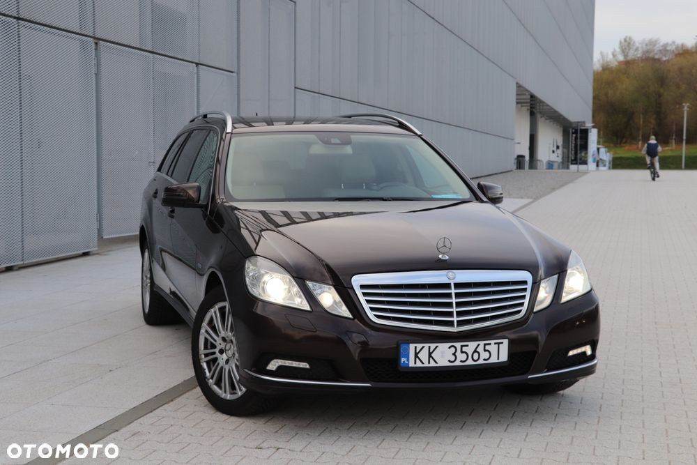 Mercedes-Benz Klasa E - 1