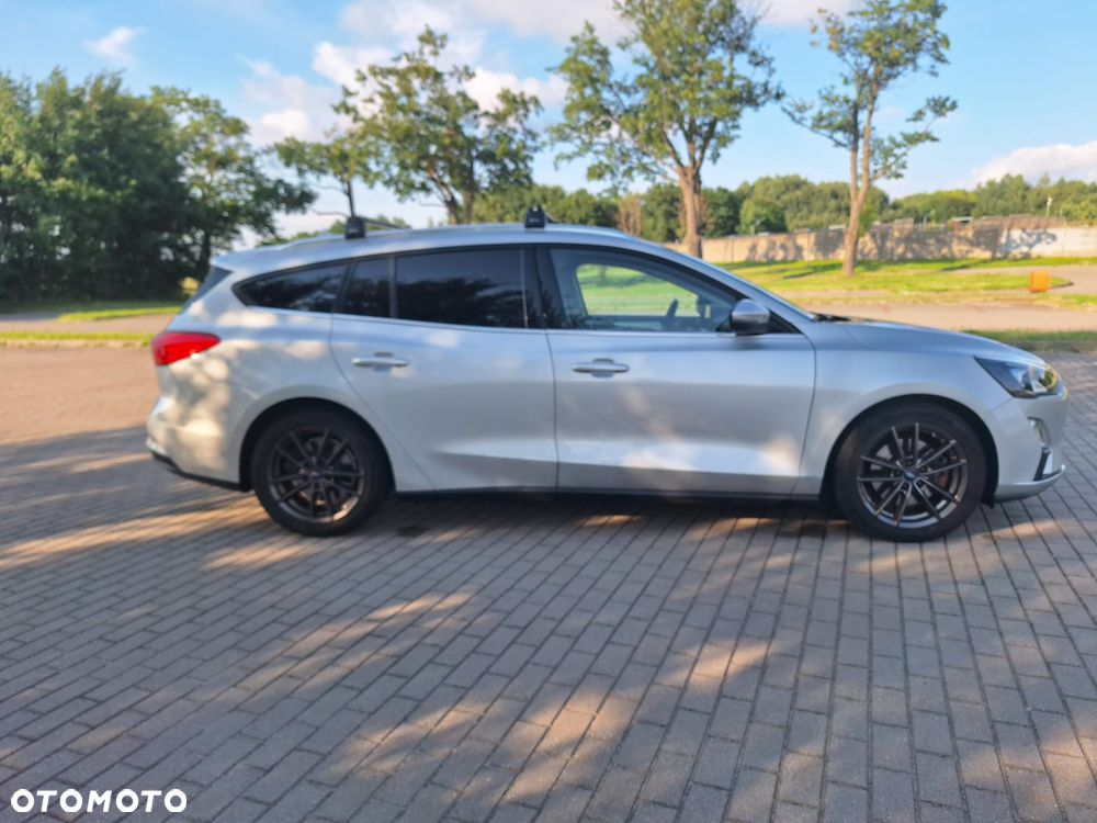 Ford Focus - 28