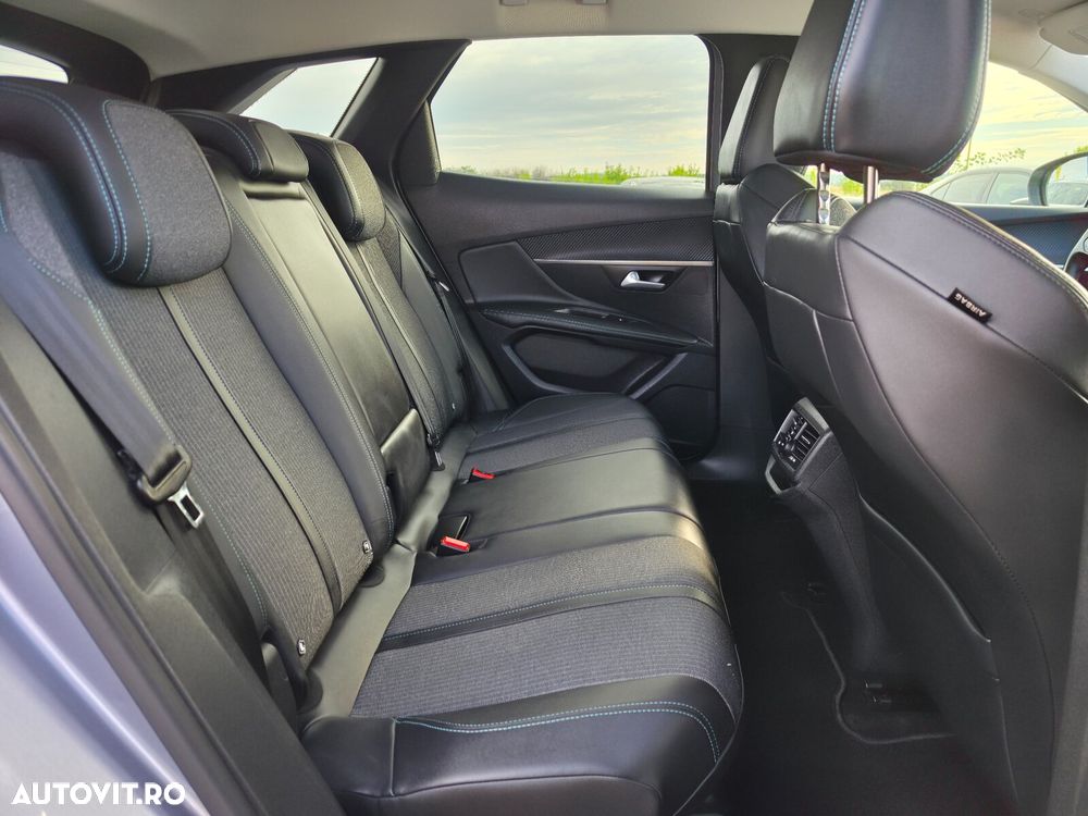 Peugeot 3008 1.5 BlueHDI 130 EAT8 Allure Pack - 12