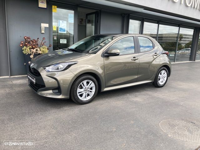 Toyota Yaris 1.0 VVT-i Comfort Plus - 4