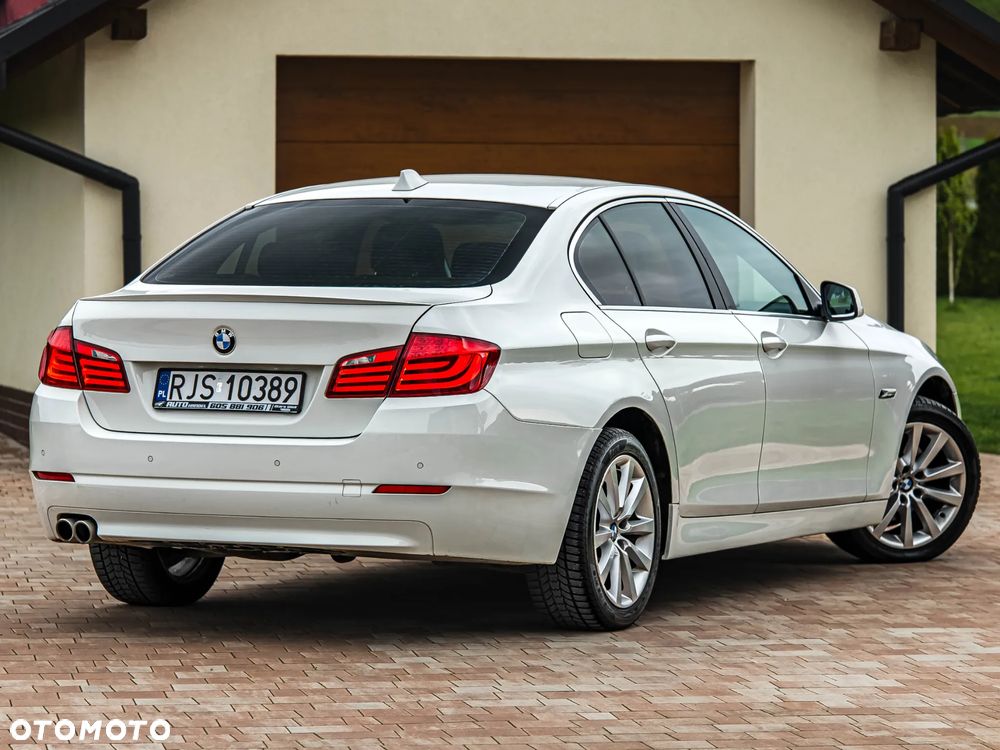 BMW Seria 5 520d Sport-Aut - 28