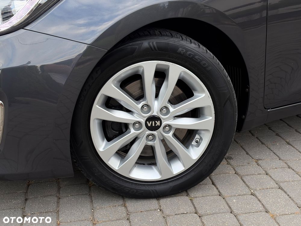 Kia Ceed 1.6 CRDi 136 ISG Platinum Edition - 38