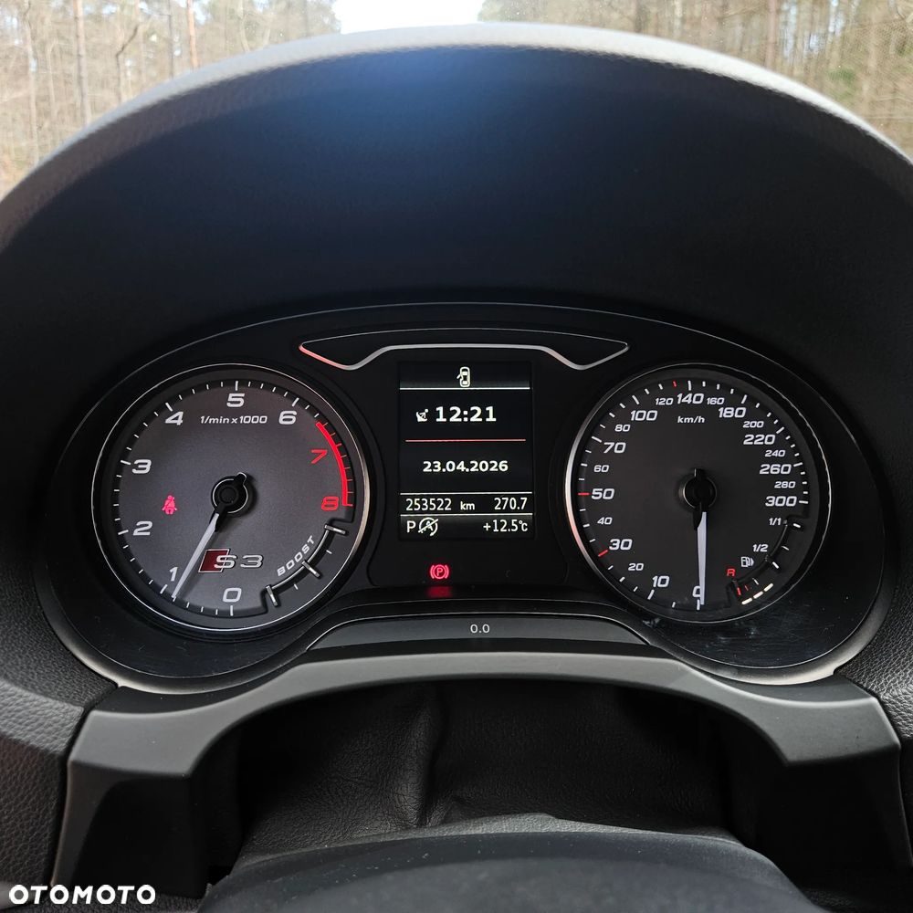 Audi S3 S tronic - 11