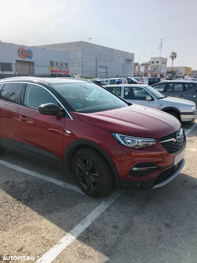 Opel Grandland X 1.2 Turbo START/STOP Design Line - 7