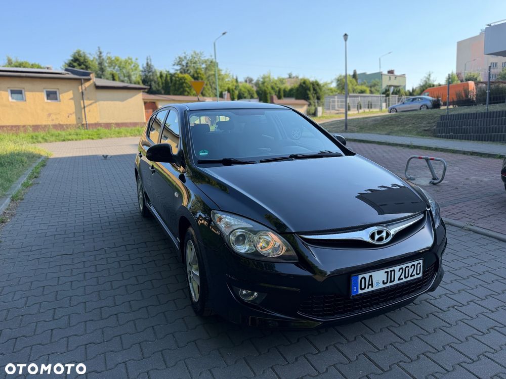 Hyundai i30 i30cw 1.4 UEFA EURO 2012 Edition - 13
