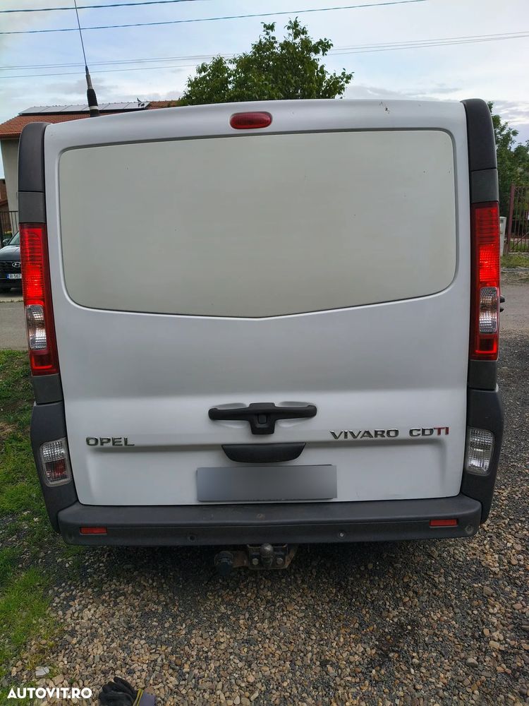 Opel Vivaro - 9