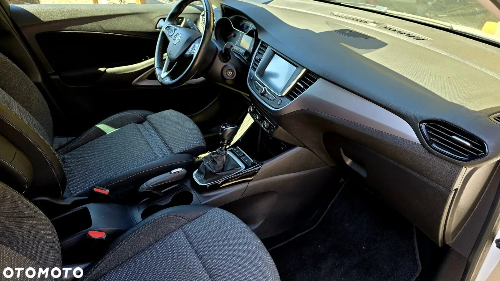 Opel Crossland X 1.2 Start/Stop Innovation - 29