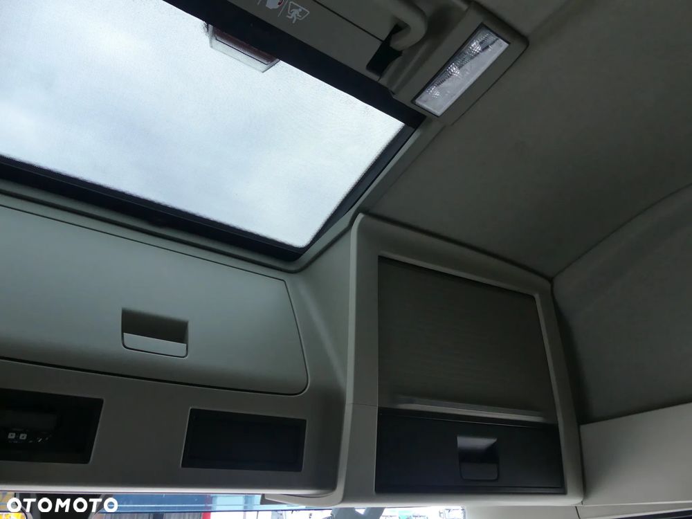 Volvo FH4 460 / EURO 6 / AUTOMAT / PEŁNY ADR / KLIMATYZACJA POSTOJOWA / - 27