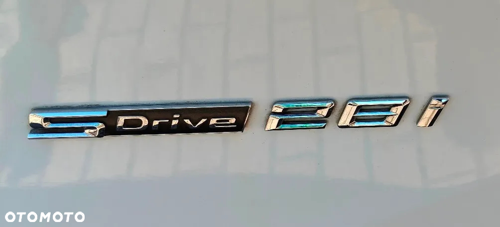BMW X1 xDrive25i Sport Line - 12