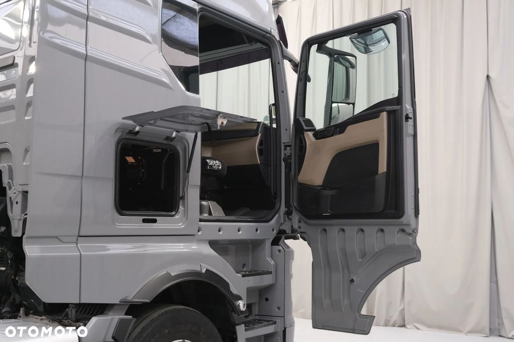 MAN TGX - 16