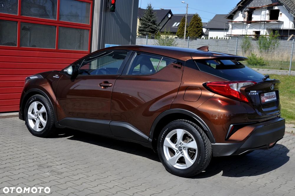Toyota C-HR Style - 11