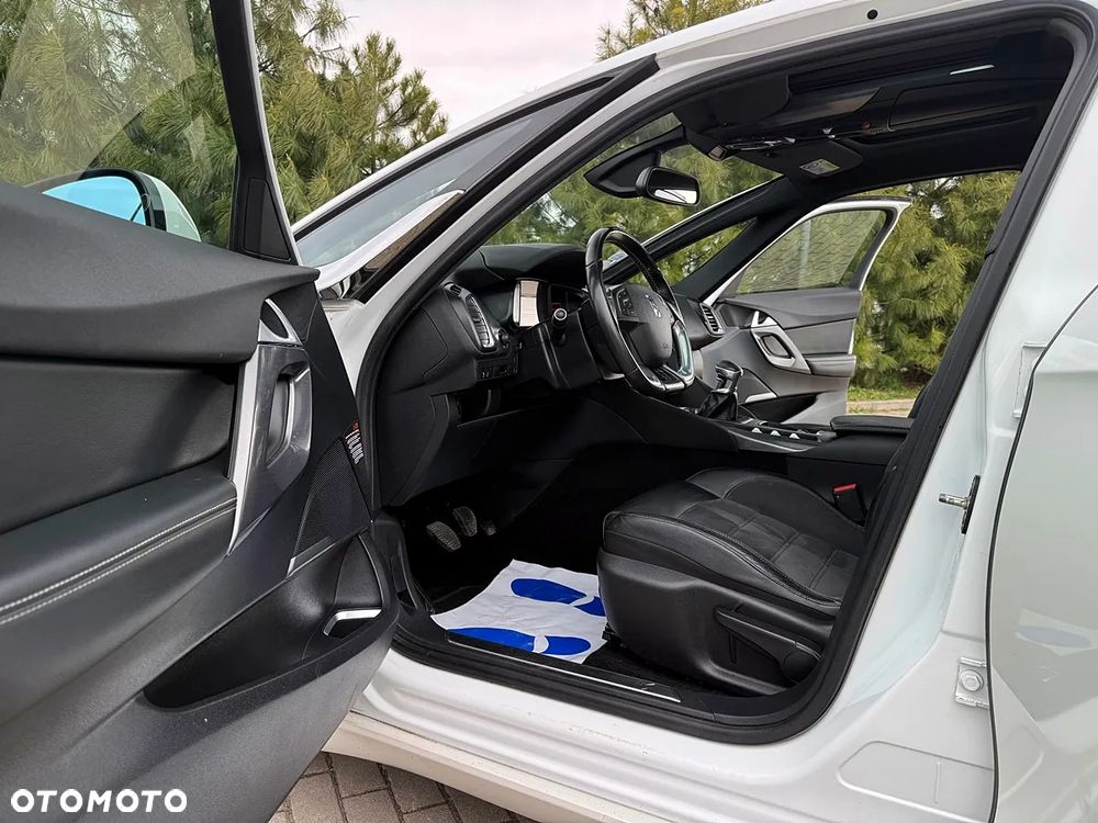 DS Automobiles DS 5 - 16