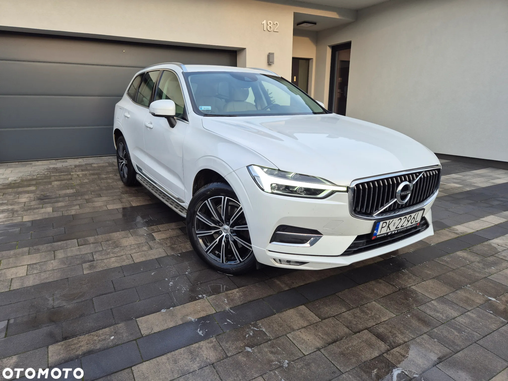 Volvo XC 60 B4 B Inscription - 2