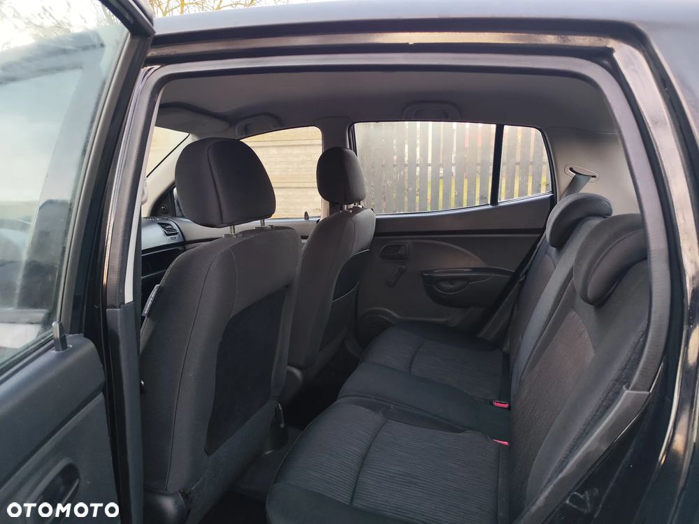 Kia Picanto 1.1 EX - 7