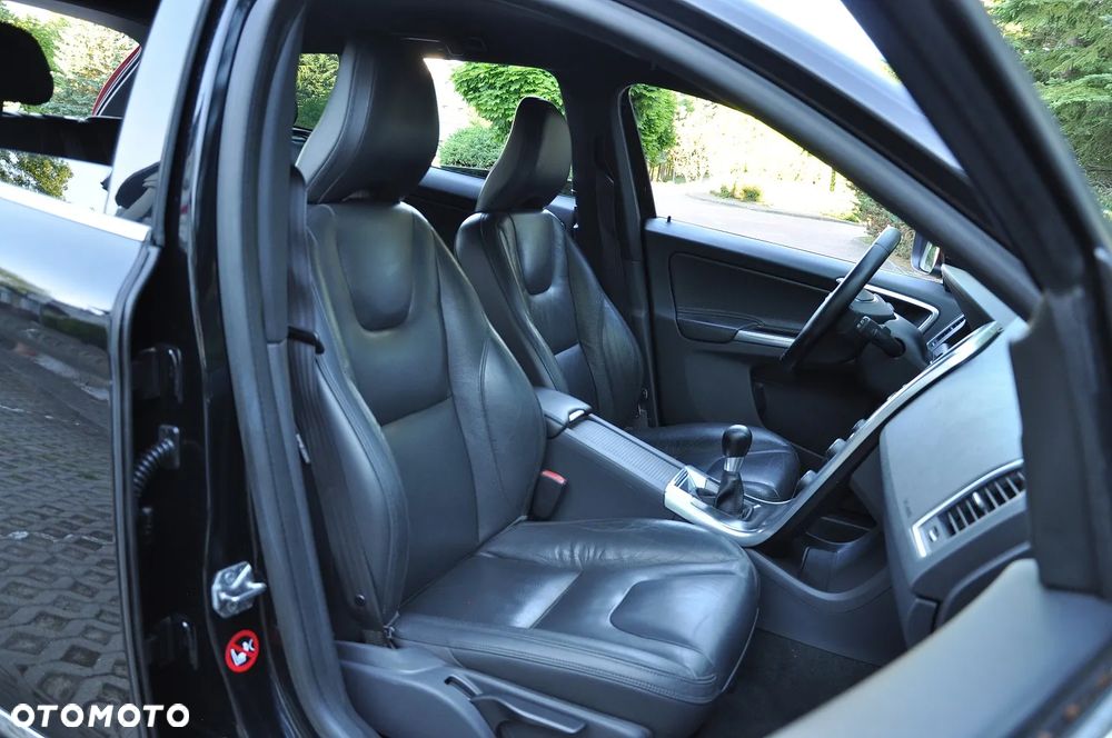 Volvo XC 60 D4 Summum - 23