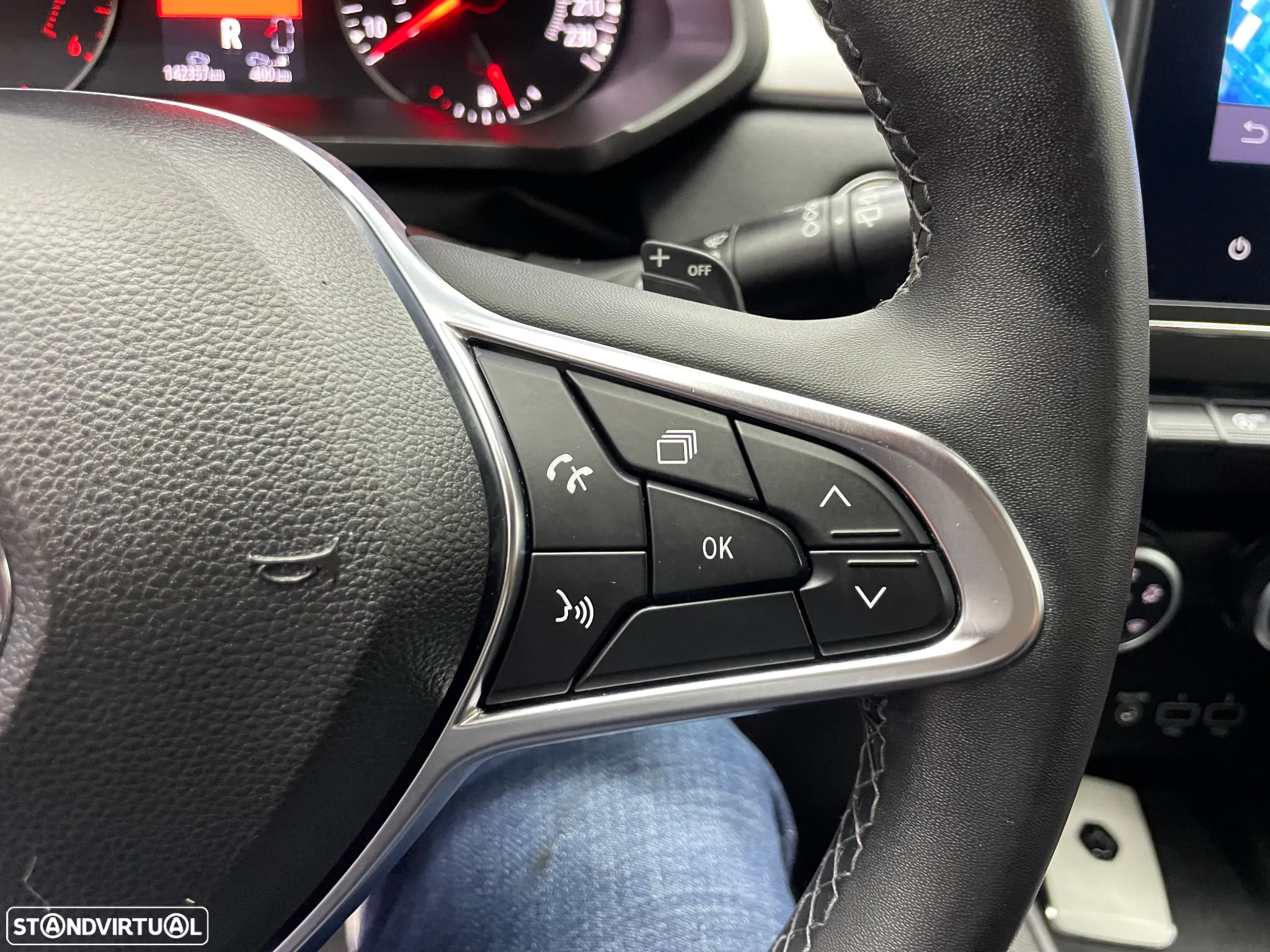 Renault Captur BLUE dCi 115 EDC INTENS - 21