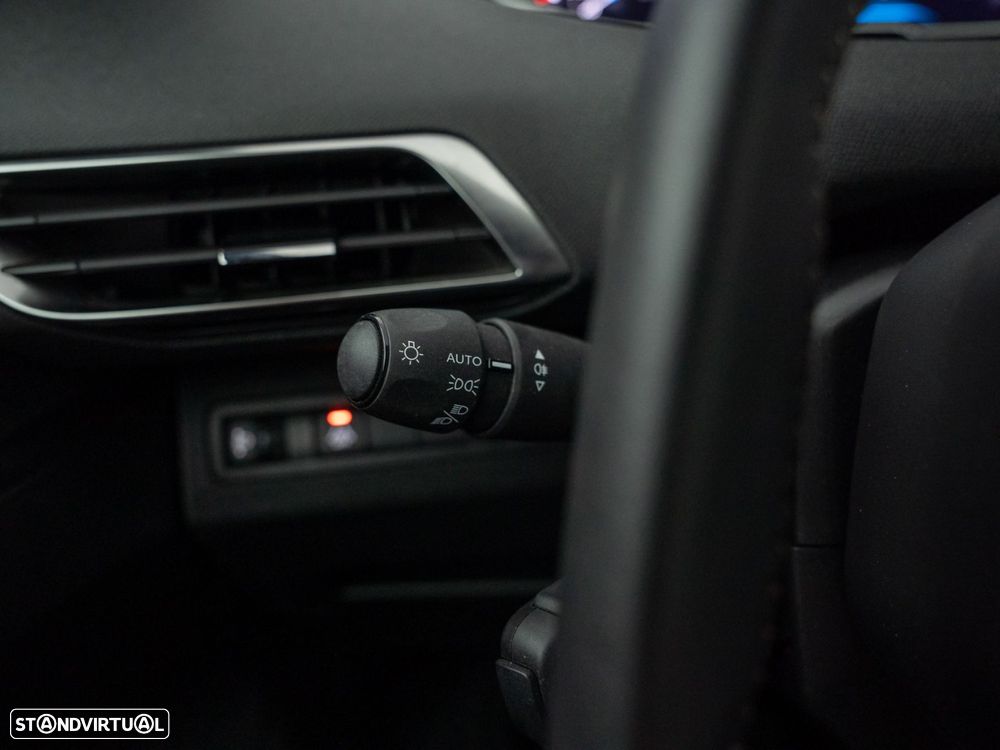 Peugeot 5008 1.5 BlueHDi Active Pack EAT8 - 19