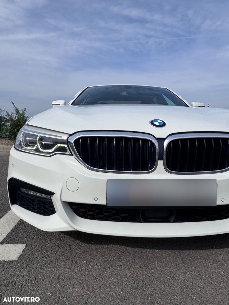BMW Seria 5 530d xDrive Aut. - 3
