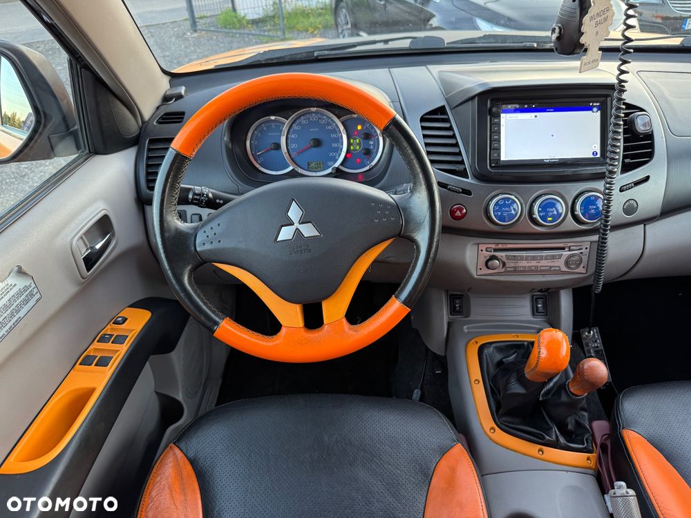 Mitsubishi L200 2.5 DID Summer Edition Sport - 7