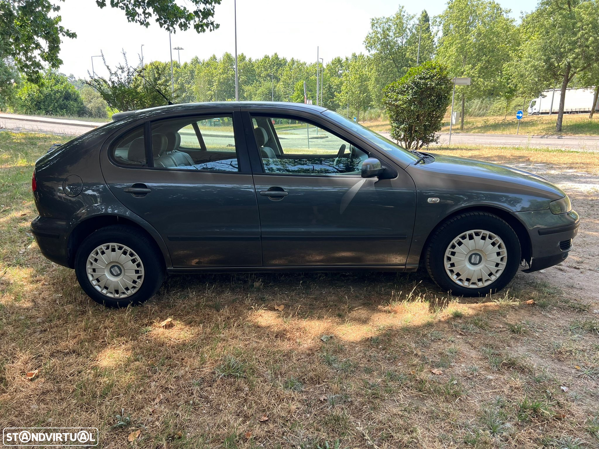 SEAT Leon 1.4 16V Confort - 9