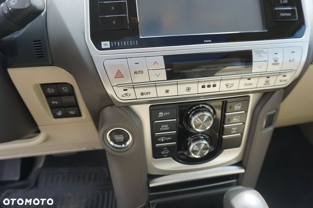 Toyota Land Cruiser - 14