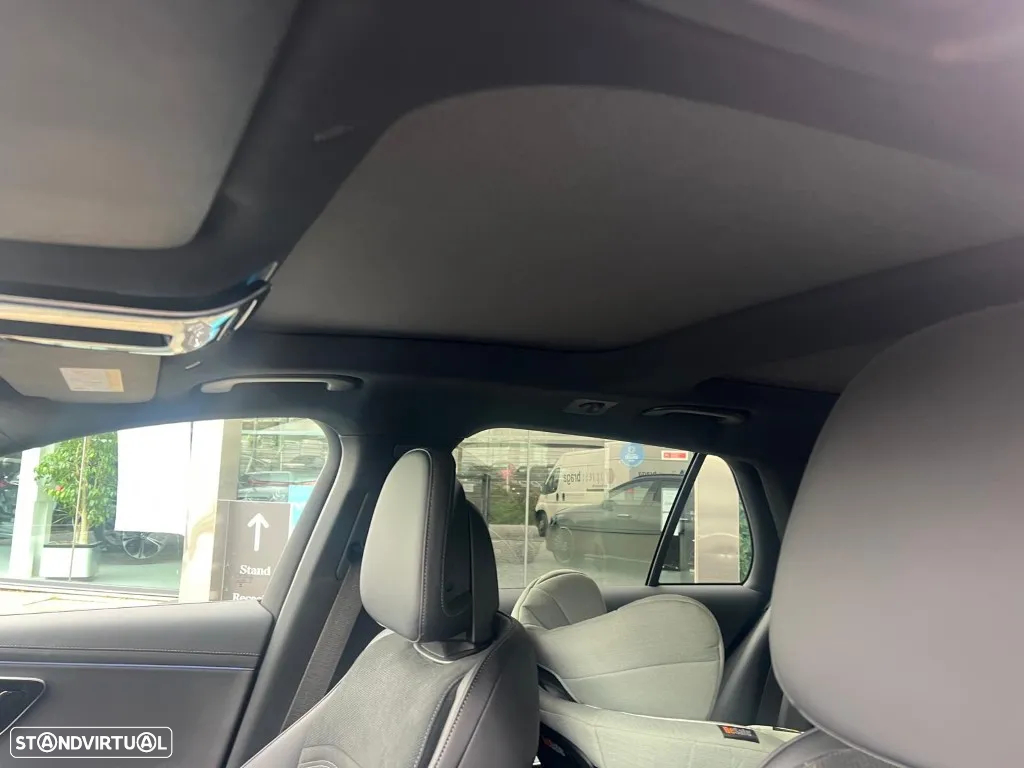 Mercedes-Benz E 300 Standard - 4
