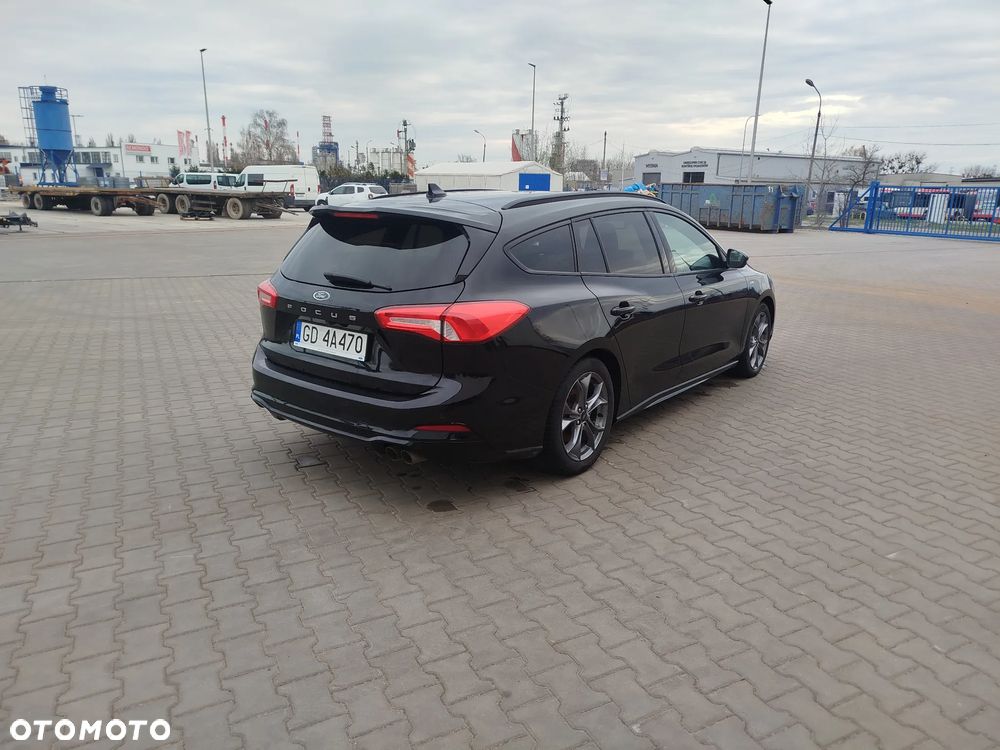 Ford Focus 1.5 EcoBoost ST-Line - 5