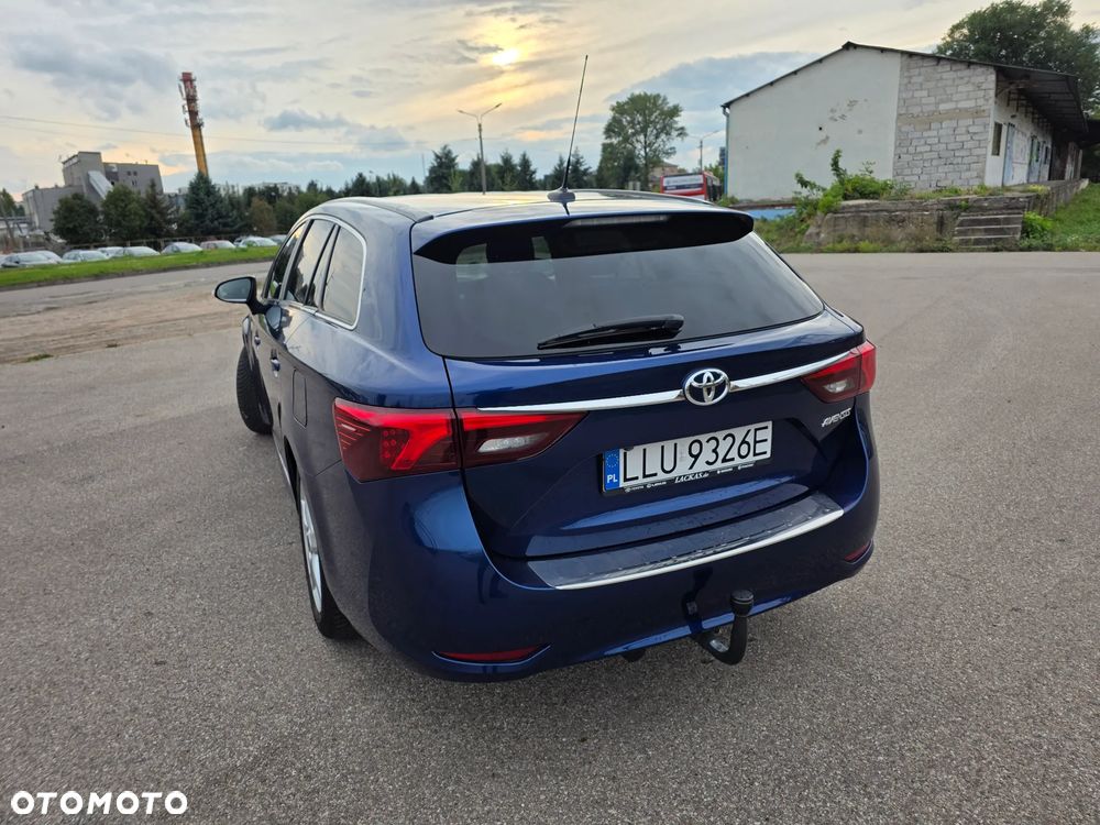 Toyota Avensis Touring Sports 1.8 Multidrive S Comfort - 8