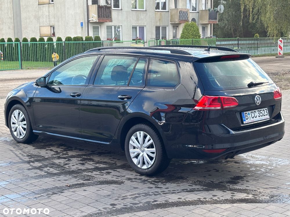 Volkswagen Golf - 3